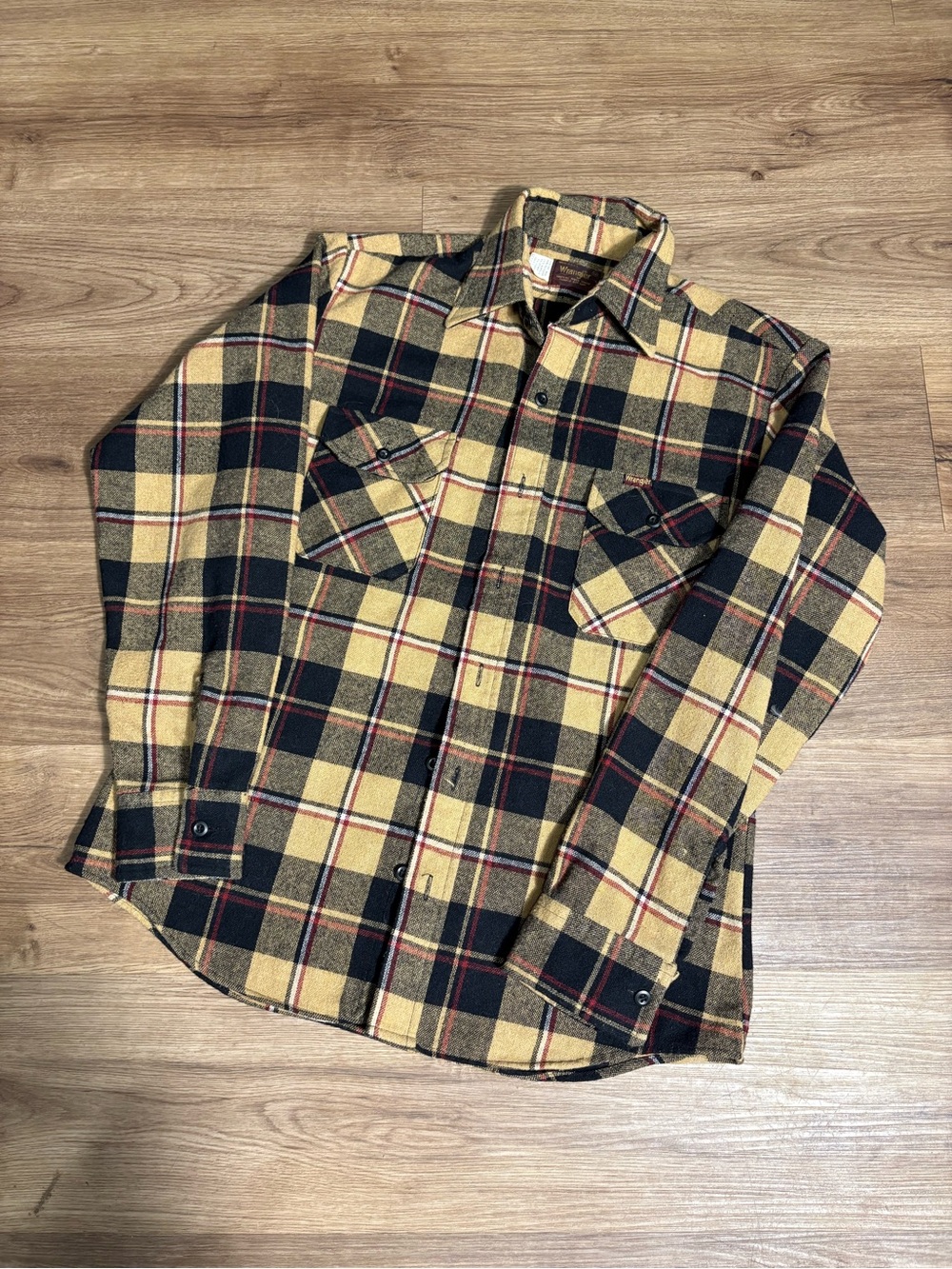 Vintage 1970s/80s Wrangler Wool Blend Plaid Flannel Button Down Shirt